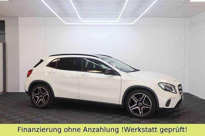 Gebraucht Mercedes GLA200 136 PS (100 kW) 2017 Weiß SUV
