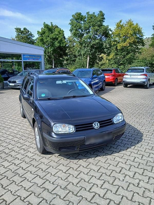 Schwarz Gebraucht 2005 VW Golf IV Kombi | 800 € (Superpreis) - Bild 1/4