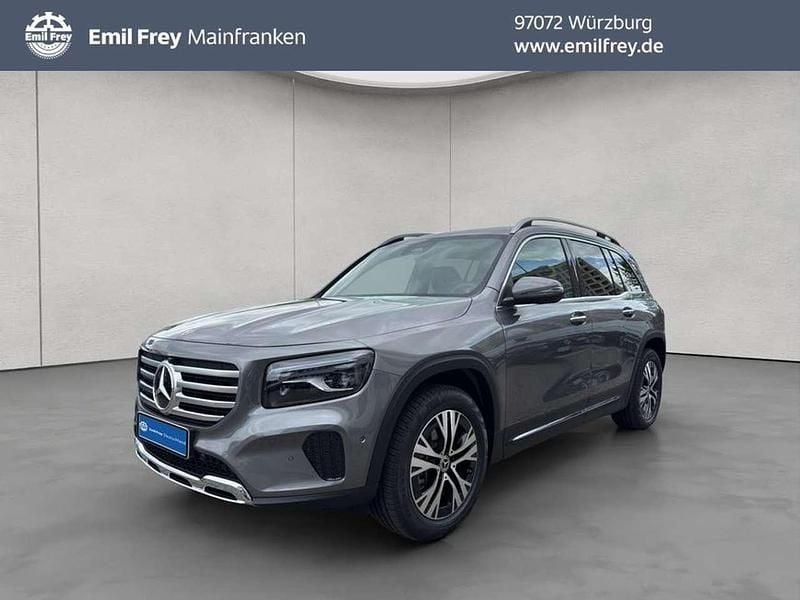 Grau Gebraucht 2025 Mercedes GLB200 Progressive SUV | 43.850 € (Fairer Preis) - Bild 1/4