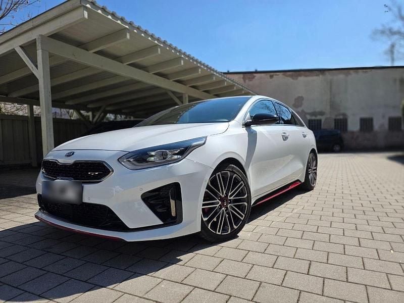 Gebraucht Kia ProCeed GT 204 PS (150 kW) 2021 Weiß Kombi