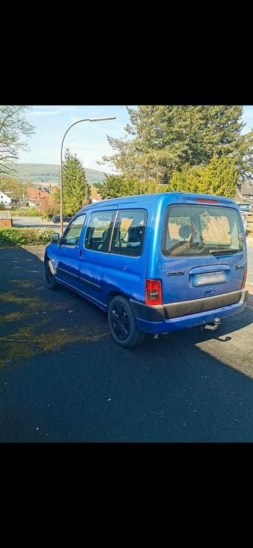 Gebraucht Citroën Berlingo 109 PS (80 kW) 2004 Blau Van / Kleinbus