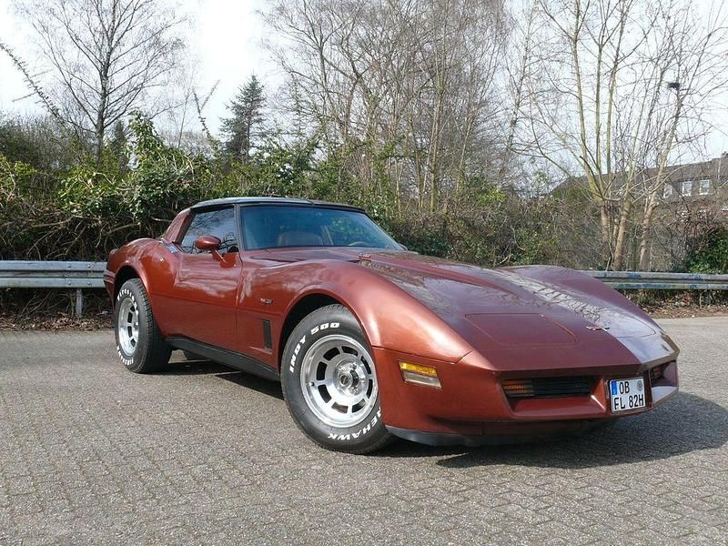 Braun Gebraucht 1981 Corvette C3 Cabrio | 25.000 € - Bild 1/4