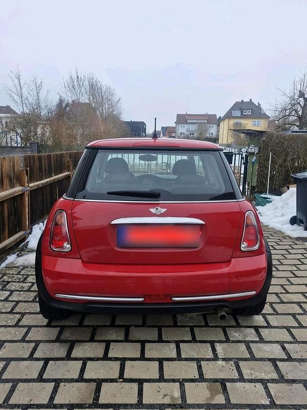 Gebraucht Mini Cooper 90 PS (66 kW) 2004 Rot Kleinwagen