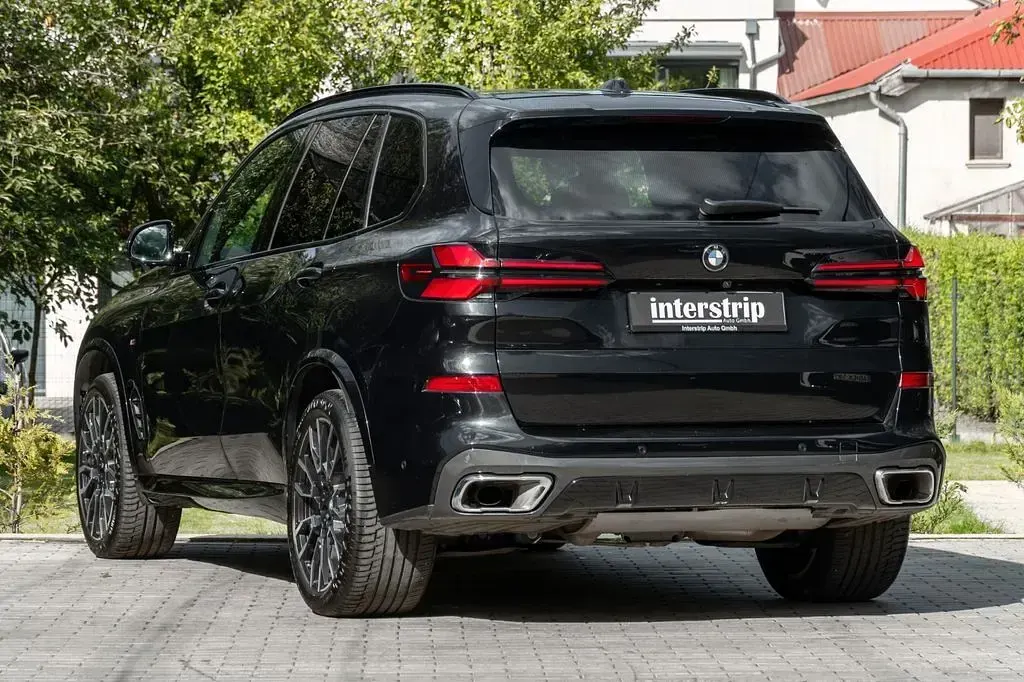 Gebraucht BMW X5 M Sport 352 PS (258 kW) 2025 Schwarz SUV