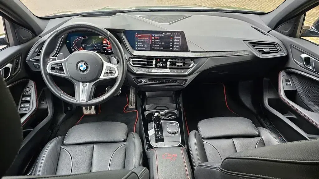 Gebraucht BMW 128 Sport Line 265 PS (194 kW) 2024 Silber Limousine