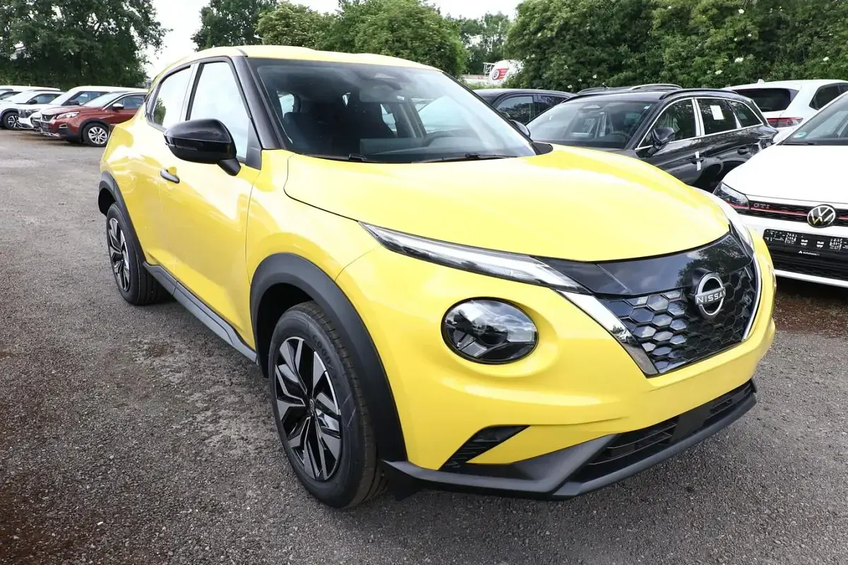 Neu Nissan Juke Acenta 143 PS (105 kW) 2025 Iconic yellow metallic SUV