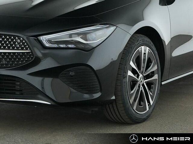 Gebraucht 2024 Mercedes CLA220 Shooting Brake Kombi | 34.888 € (Fairer Preis) - Bild 1/4