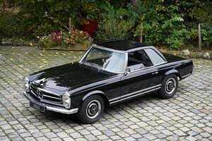 Gebraucht Mercedes 230 150 PS (110 kW) 1964 Schwarz Cabrio