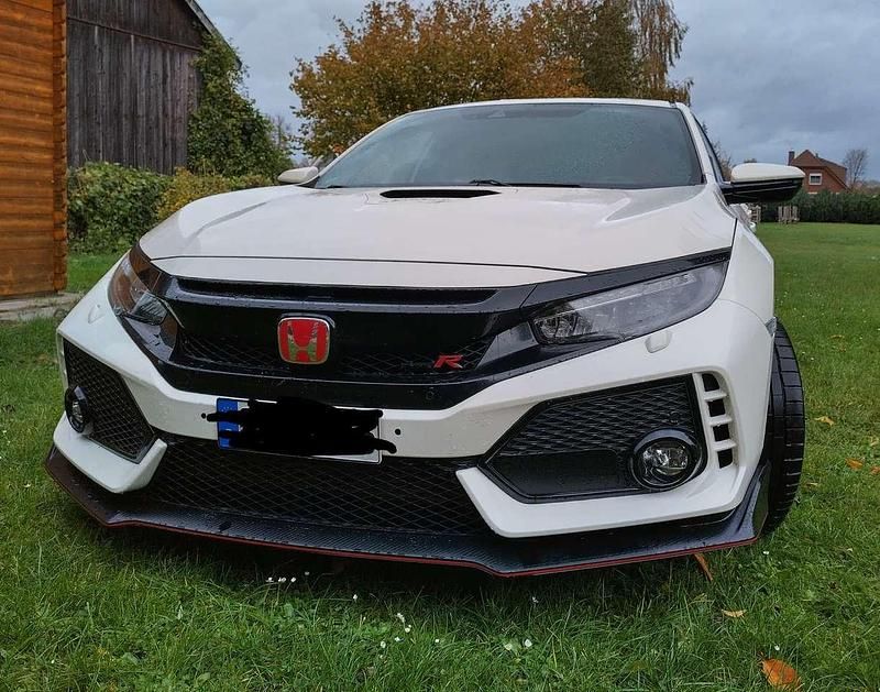 Weiß Gebraucht 2018 Honda Civic Type R GT Limousine | 33.500 € (Teuer) - Bild 1/4