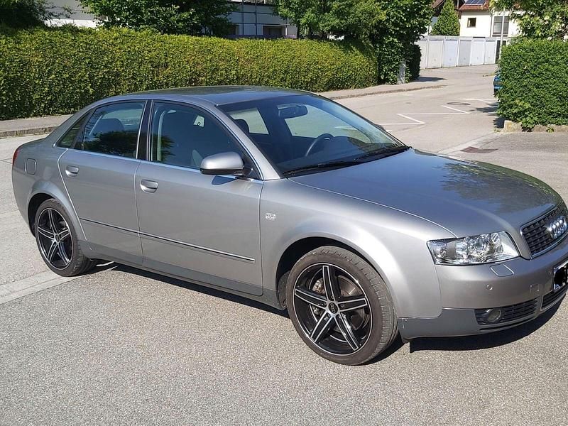 Gebraucht Audi A4 170 PS (125 kW) 2002 Silber Limousine