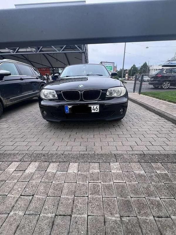 Gebraucht BMW 116 116 PS (85 kW) 2006 Schwarz Kleinwagen