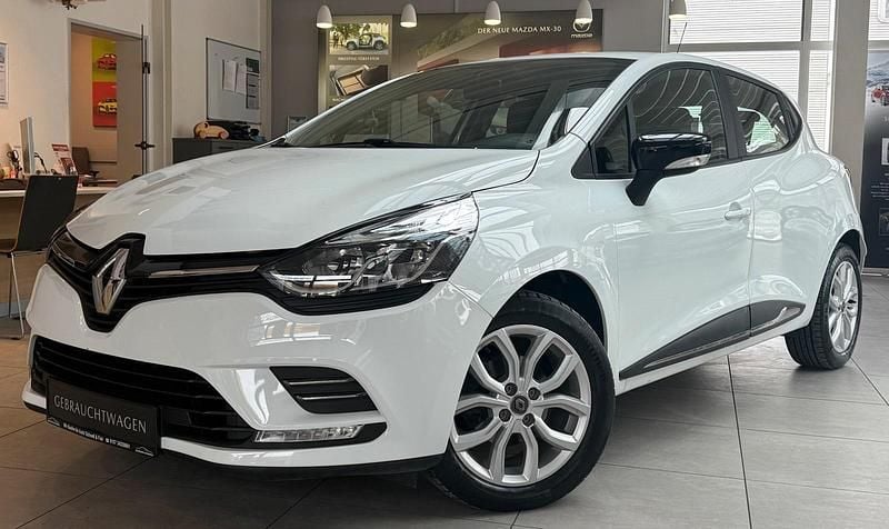 Gebraucht Renault Clio V Expression 90 PS (66 kW) 2020 Weiß Kleinwagen