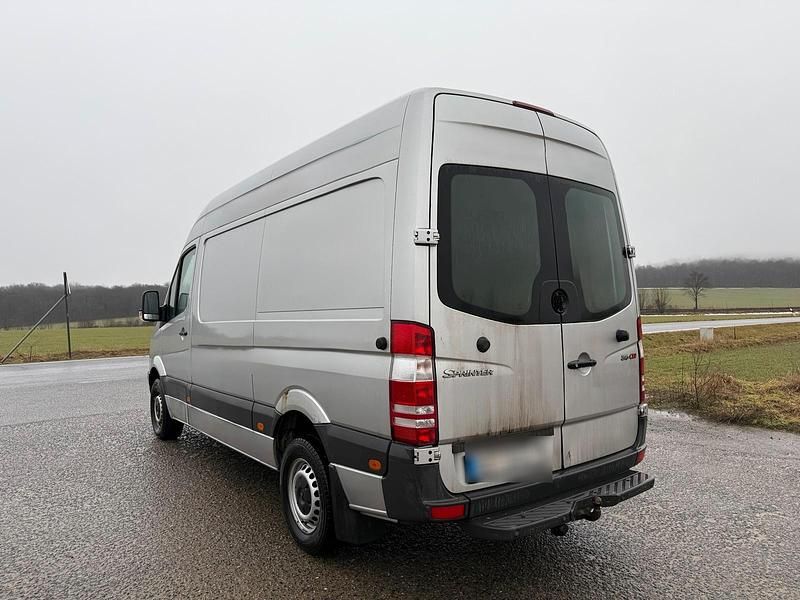 Gebraucht Mercedes Sprinter 163 PS (119 kW) 2012 Silber Van