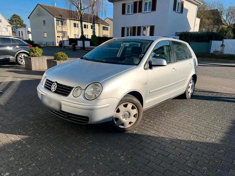 Gebraucht VW Polo 75 PS (55 kW) 2003 Silber Kleinwagen
