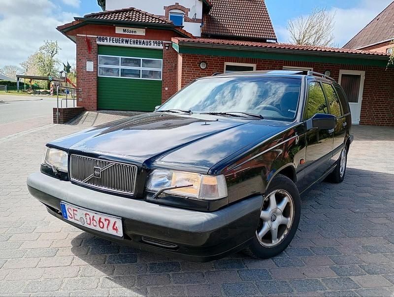 Usata Volvo 850 126 CV (92 kW) 1996 Nero Station wagon