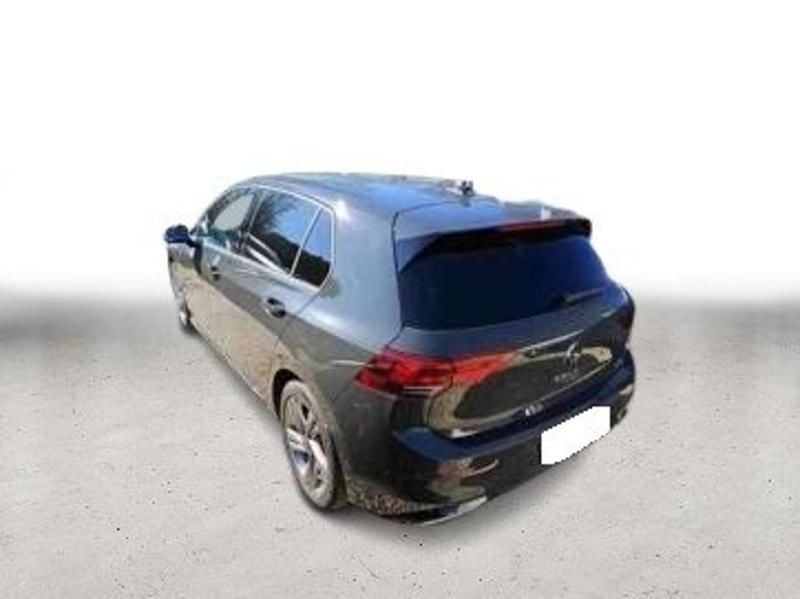 Gebraucht VW Golf VIII R-line 131 PS (96 kW) 2024 Grau Limousine