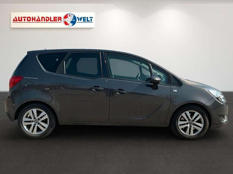 Gebraucht Opel Meriva Style 110 PS (80 kW) 2015 Grau Van / Kleinbus