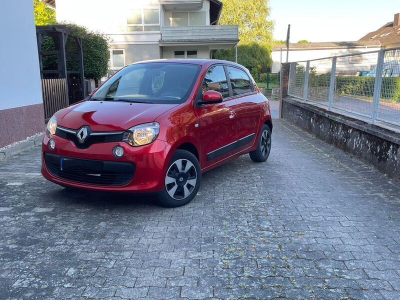 Rot Gebraucht 2017 Renault Twingo Life Kleinwagen | 5.500 € (Superpreis) - Bild 1/4