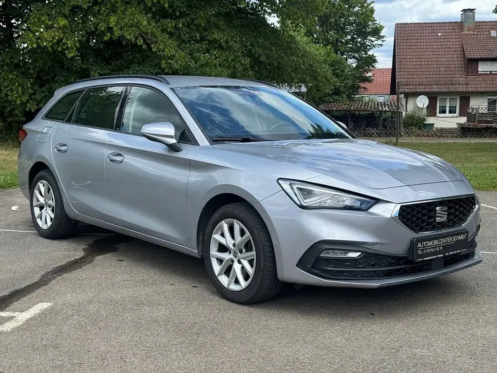 Gebraucht Seat Leon Style 150 PS (110 kW) 2023 Silber Limousine