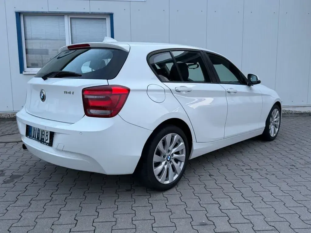 Gebraucht BMW 114 102 PS (75 kW) 2012 Weiß Kleinwagen