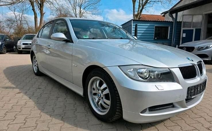 Gebraucht BMW 320 170 PS (125 kW) 2008 Silber Limousine