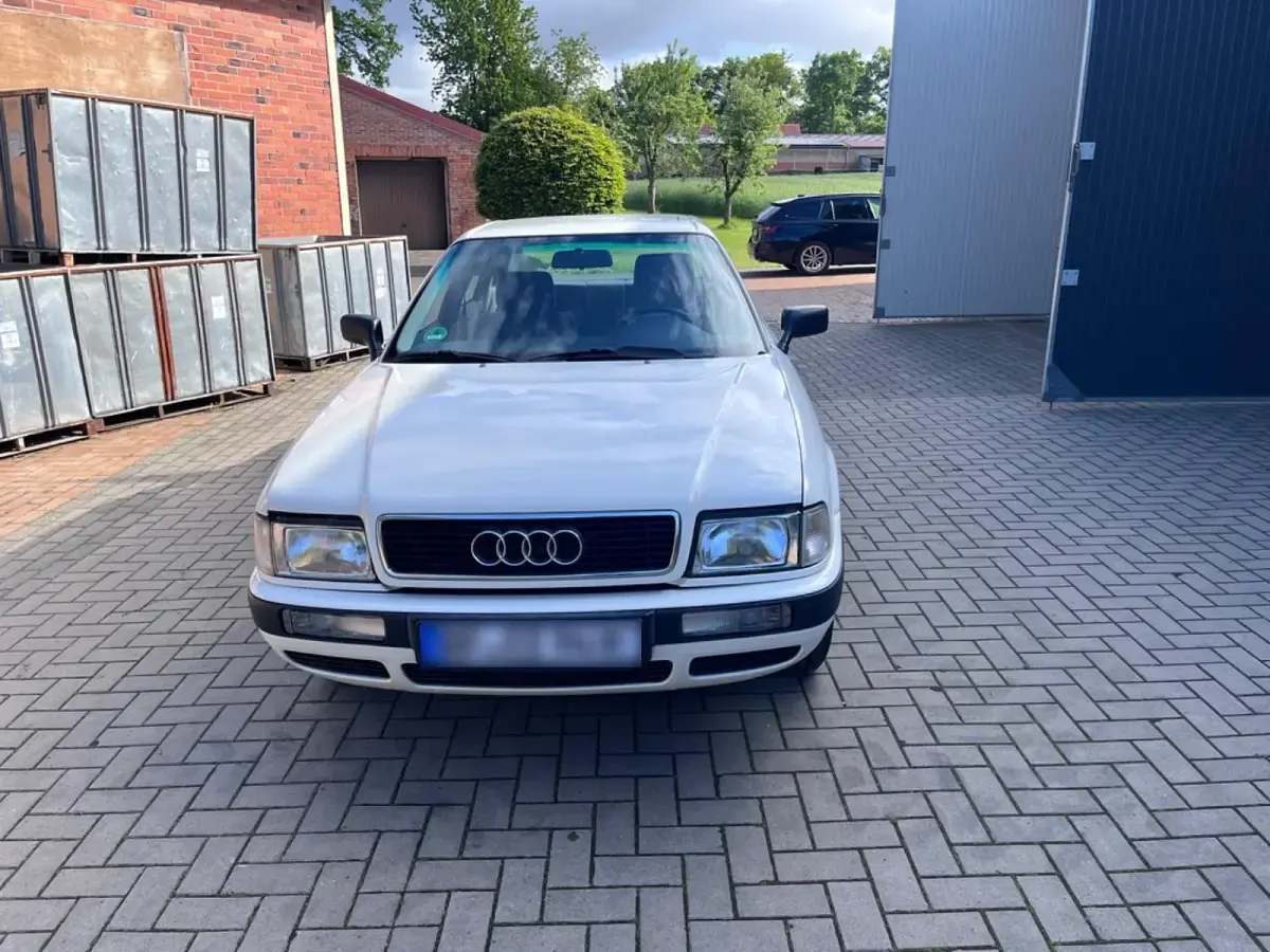Gebraucht Audi 80 90 PS (66 kW) 1992 Weiß Limousine