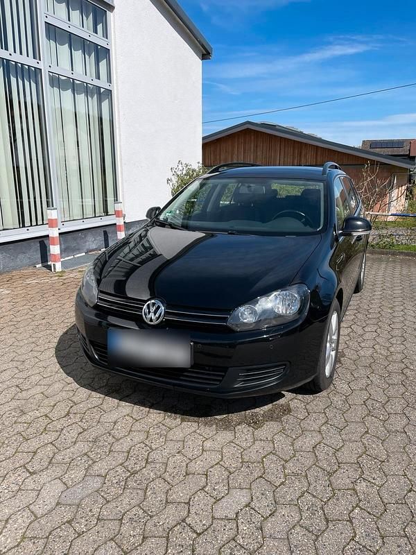 Gebraucht VW Golf VII 140 PS (102 kW) 2012 Schwarz Kombi