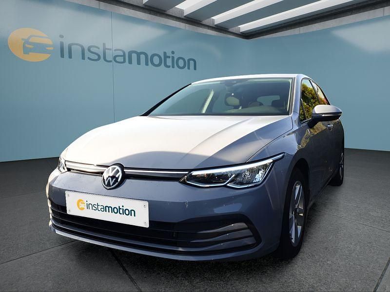 Gebraucht VW Golf VIII 131 PS (96 kW) 2020 Grau Kleinwagen