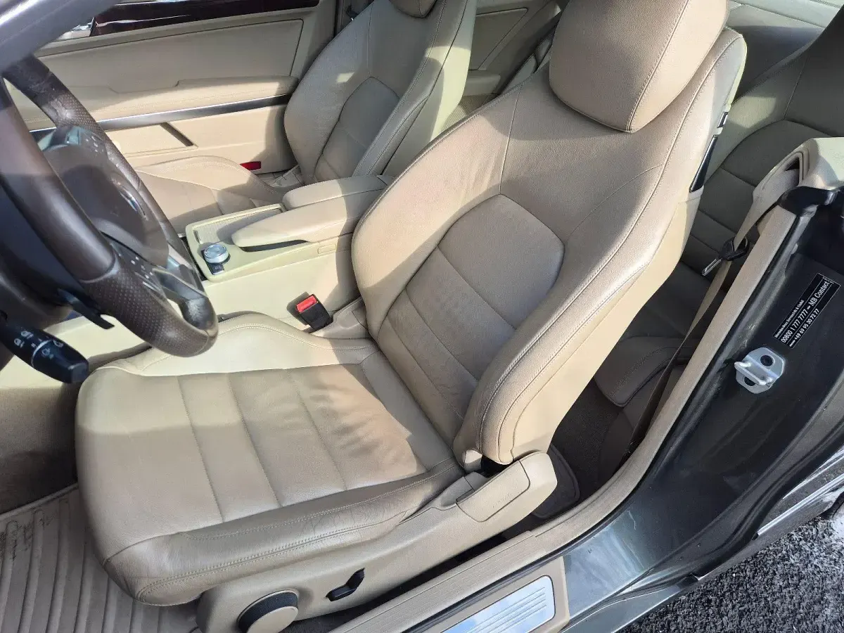 Gebraucht Mercedes E200 AMG 184 PS (135 kW) 2012 Beige Coupé