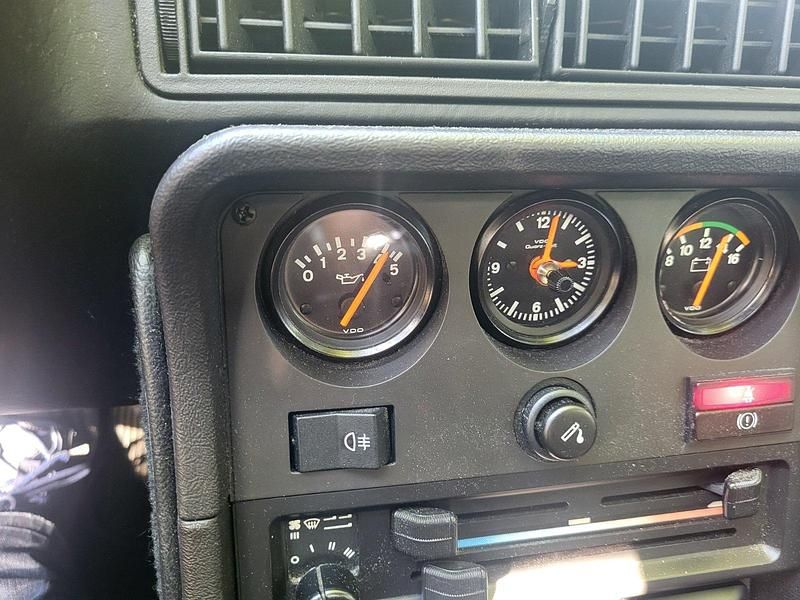 Gebraucht Porsche 924 150 PS (110 kW) 1987 Rot Coupé