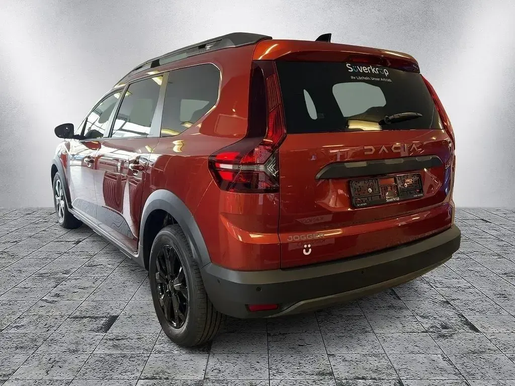 Gebraucht Dacia Jogger Extreme 101 PS (74 kW) 2026 Braun Van / Kleinbus