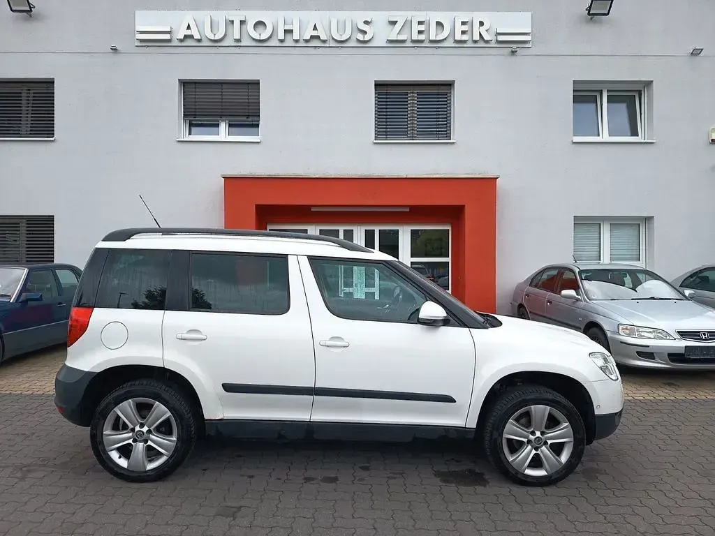 Gebraucht Skoda Yeti Plus Edition 140 PS (102 kW) 2013 Weiß SUV