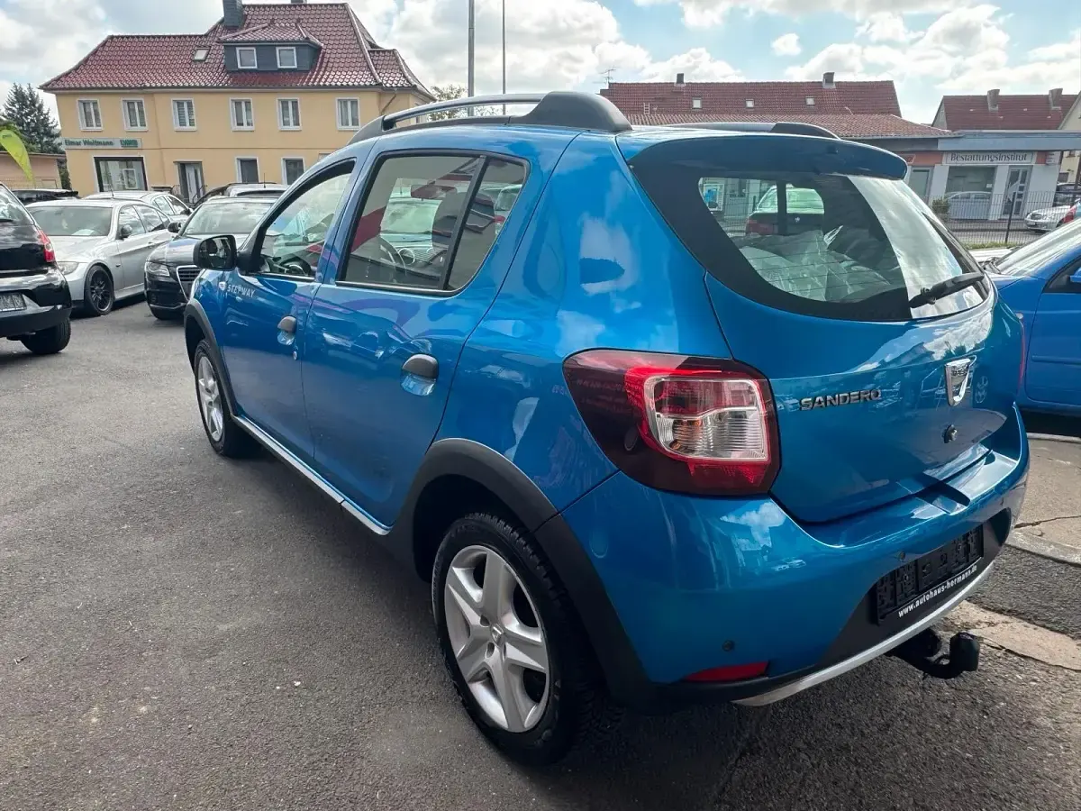 Gebraucht Dacia Sandero Stepway 90 PS (66 kW) 2014 Blau SUV