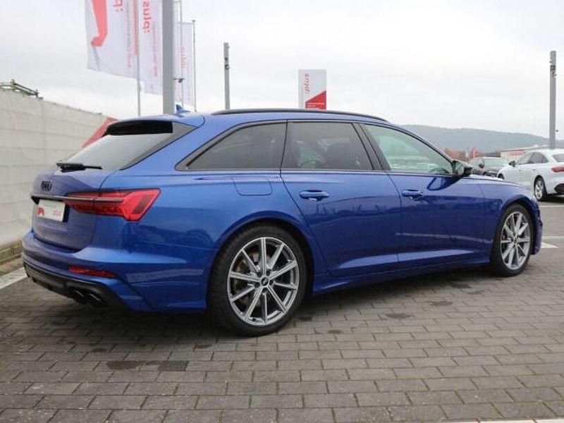 Gebraucht Audi S6 Ambiente 344 PS (253 kW) 2022 Ultrablau metallic Kombi
