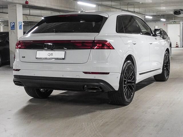 Gebraucht Audi Q8 Ambiente 286 PS (210 kW) 2025 SUV