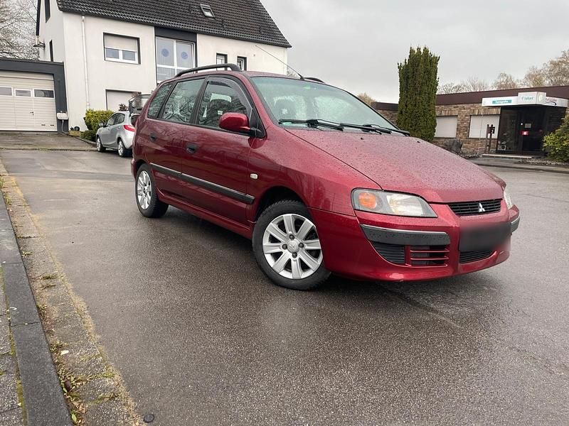 Gebraucht Mitsubishi Space Star 101 PS (74 kW) 2004 Rot Van / Kleinbus