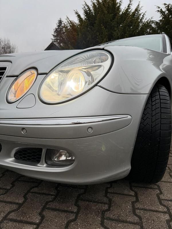 Gebraucht Mercedes E320 Elegance 224 PS (164 kW) 2004 Silber Kombi