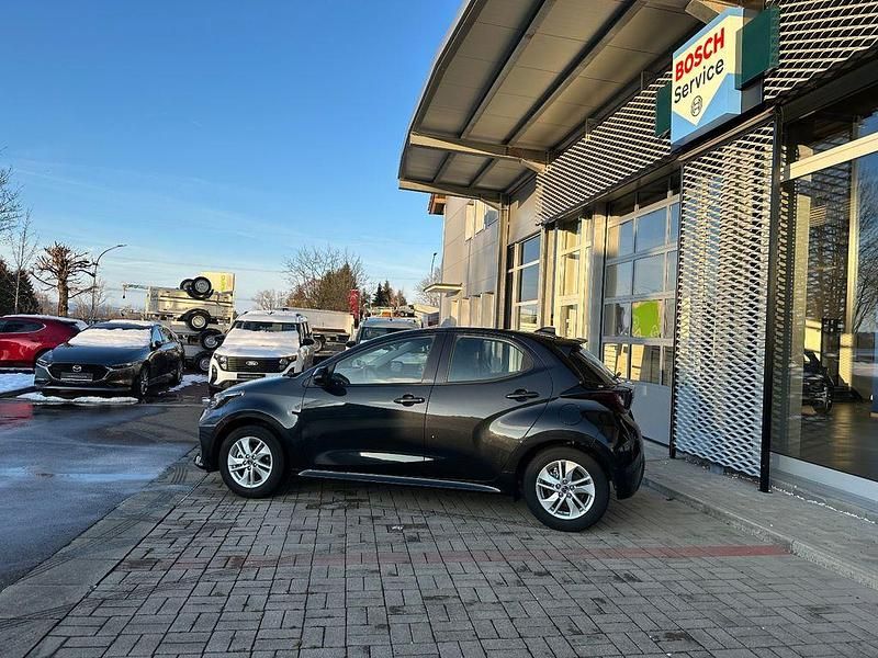 Gebraucht Mazda 2 Center-Line 92 PS (67 kW) 2025 Schwarz Limousine