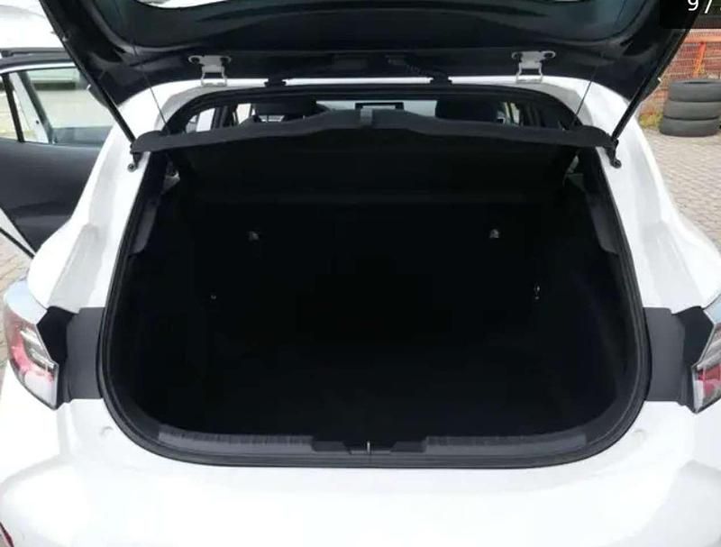 Gebraucht Toyota Corolla Hybrid Business Edition 122 PS (89 kW) 2020 Weiß Limousine