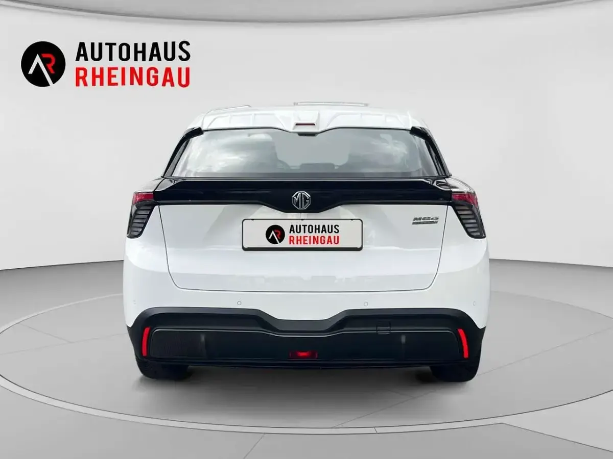 Gebraucht MG MG4 EV 125 kW (170 PS) 2022 Weiß Kleinwagen