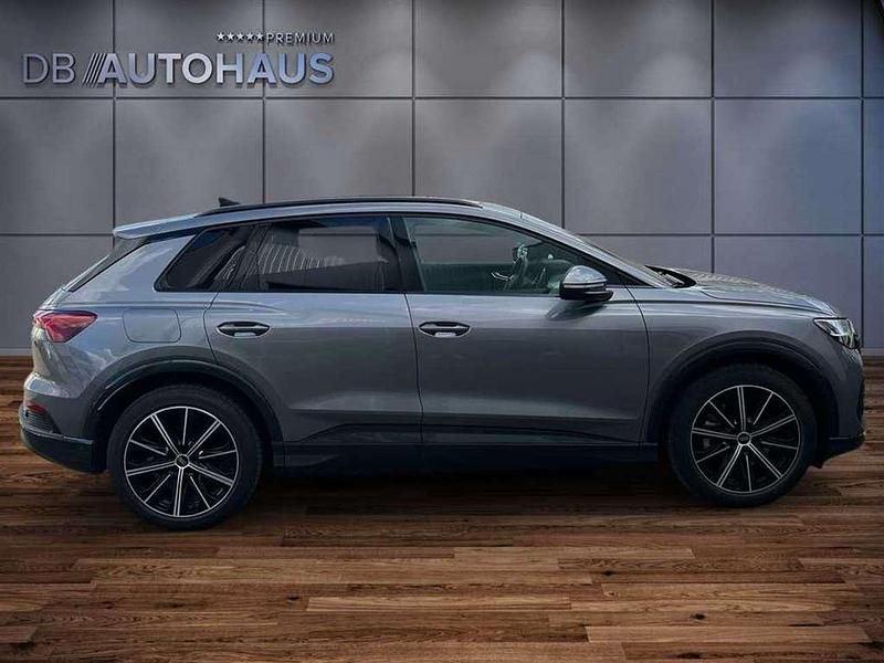 Gebraucht Audi Q4 e-tron Ambiente 219 kW (299 PS) 2023 Grau SUV