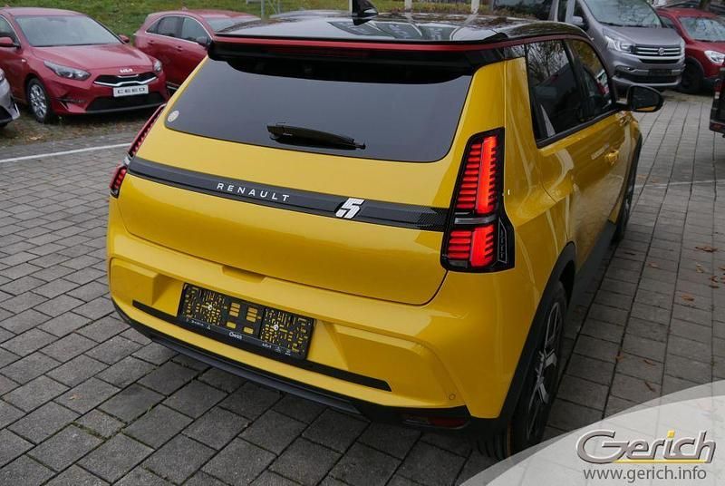 Neu Renault 5 E-Tech Komfort 110 kW (150 PS) 2026 Gelb Limousine