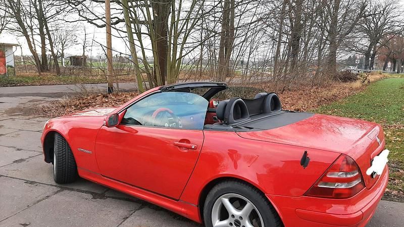 Gebraucht Mercedes SLK200 170 PS (125 kW) 2002 Rot Cabrio