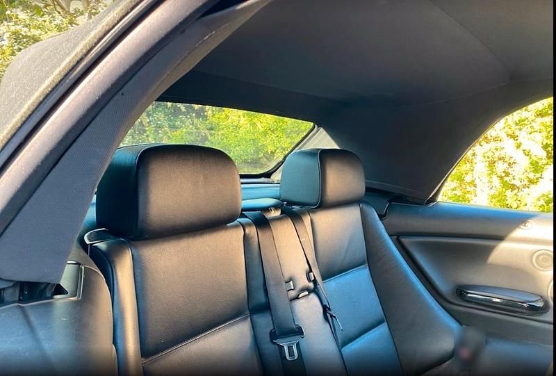 Gebraucht BMW 330 Cabriolet 231 PS (169 kW) 2001 Schwarz Cabrio