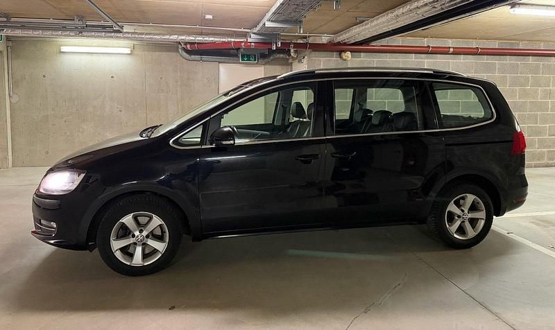 Gebraucht VW Sharan Highline 170 PS (125 kW) 2012 Schwarz Van / Kleinbus