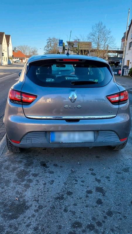 Gebraucht Renault Clio IV 90 PS (66 kW) 2013 Grau Limousine