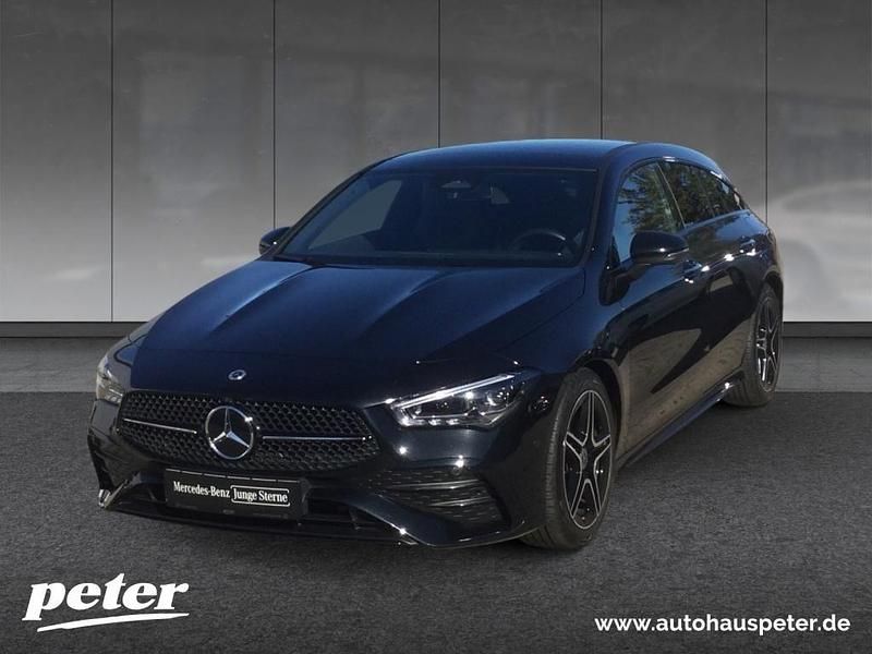 Metalliclack kosmosschwarz Gebraucht 2024 Mercedes CLA200 Shooting Brake AMG Kombi | 35.870 € - Bild 1/4