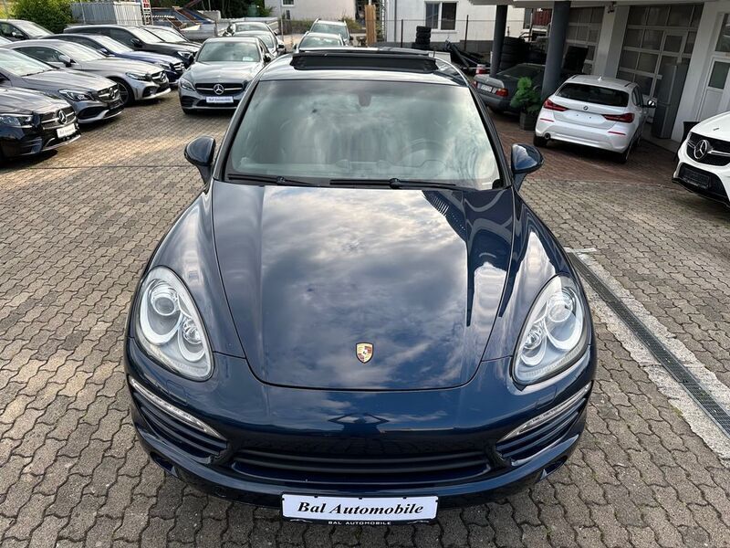 Gebraucht Porsche Cayenne 245 PS (180 kW) 2012 Dunkelblaumetallic SUV