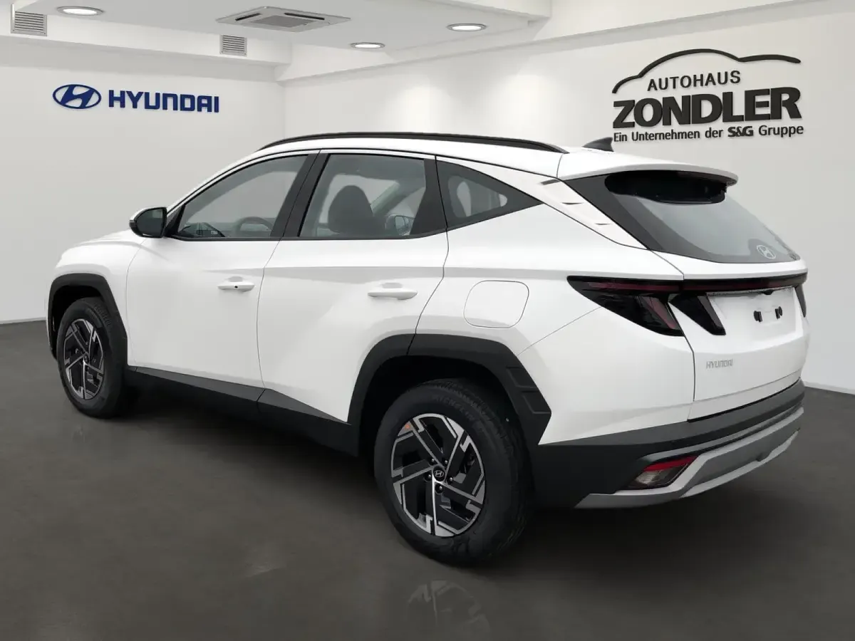 Neu Hyundai Tucson Select 215 PS (158 kW) 2025 Sol (weiss SUV