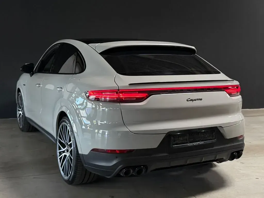 Gebraucht Porsche Cayenne E-Hybrid Coupe Platinum Edition 340 PS (250 kW) 2023 Grau SUV